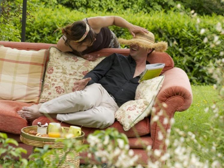 เล โรส เดอ มงเทอร์ล็อง Bed & Breakfast Montherlant ภายนอก รูปภาพ